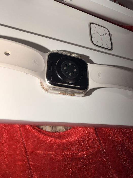 Apple Watch Series 7, 41mm – Starlight