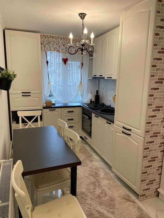 apartament 2 camere de închiriat