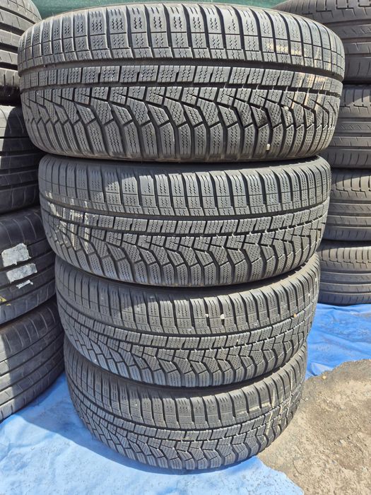Roti de Iarna 205/55/17 5x112 OEM Mercedes A-Class CLA 2022