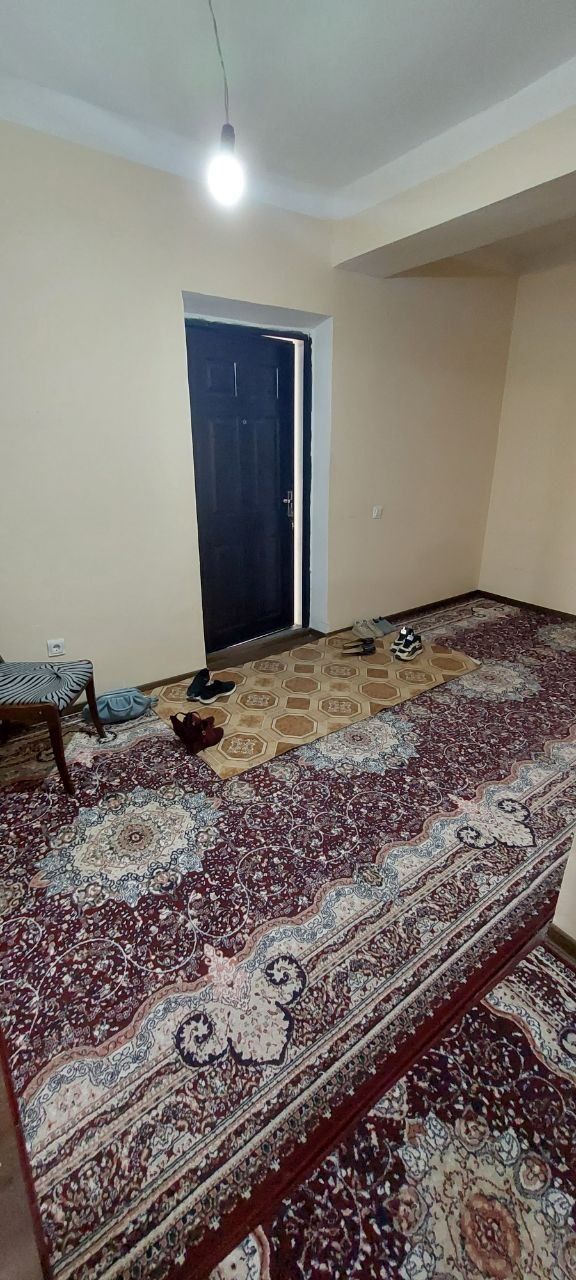 Урганч шахридаги 3 хонали квартира ижарага берилади