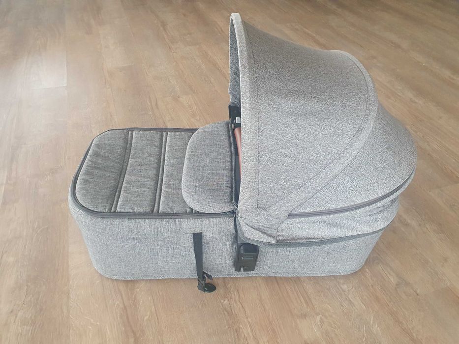 Детска количка - зимен и летен кош