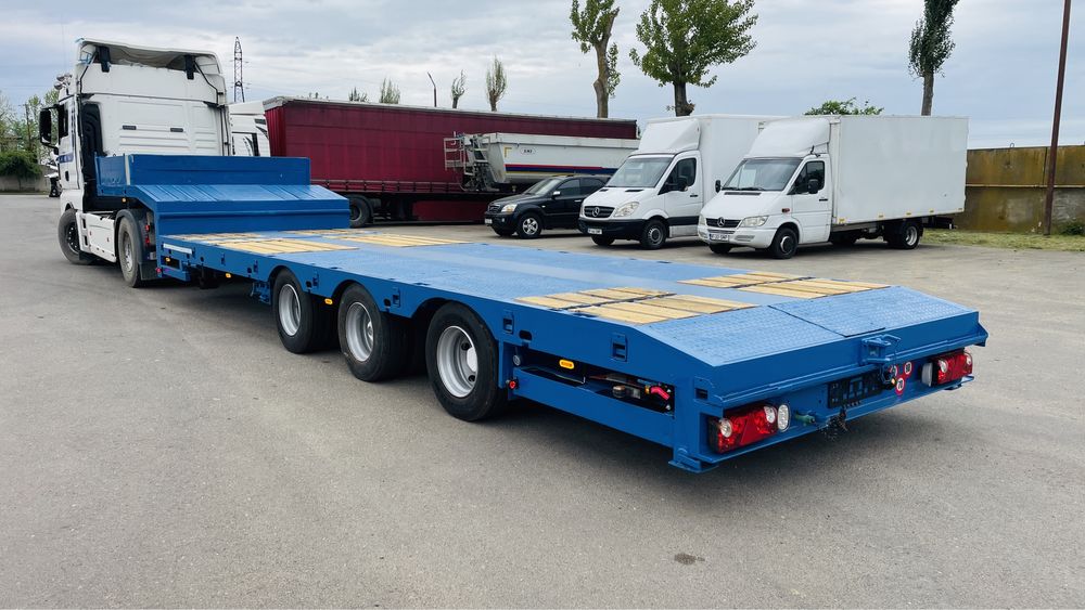 Trailer extensibil 3 axe Pret negociabil