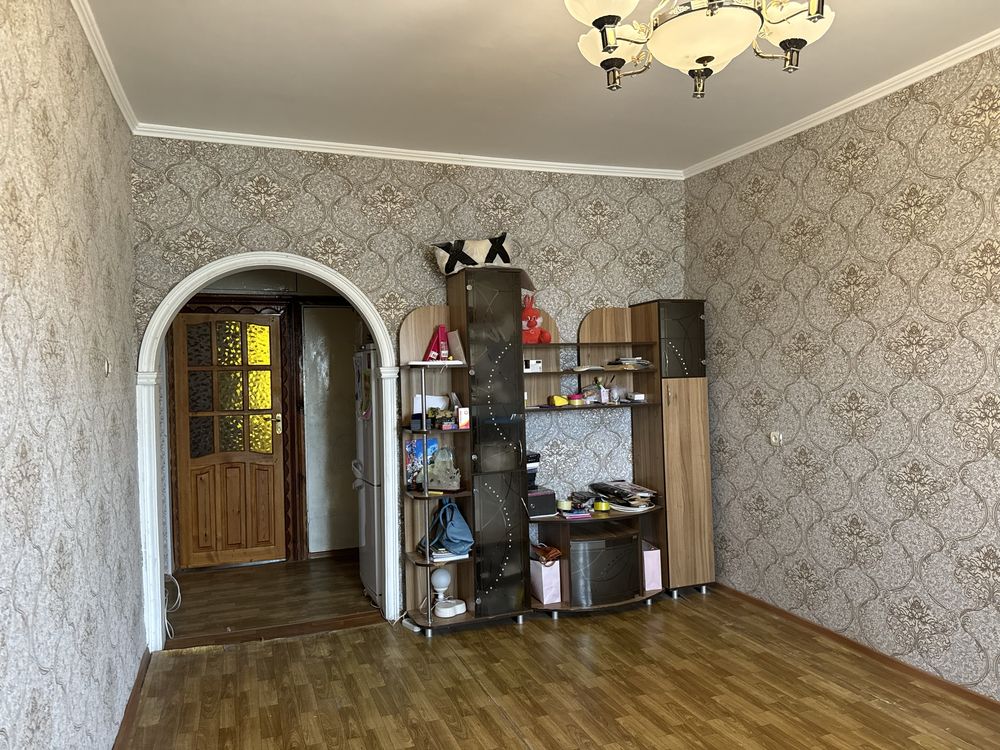 Продается 2-х комнатная квартира в 9 мкр