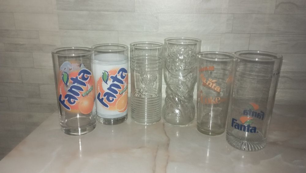 pahare de suc Fanta