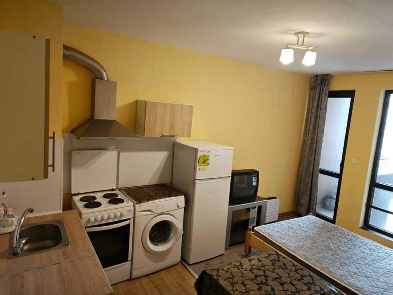 Дава се под наем Едностаен апартамент в Пловдив, Южен - 36 кв.м за 200 € - Снимка #6