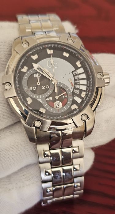 Часовник GUESS Chronograph