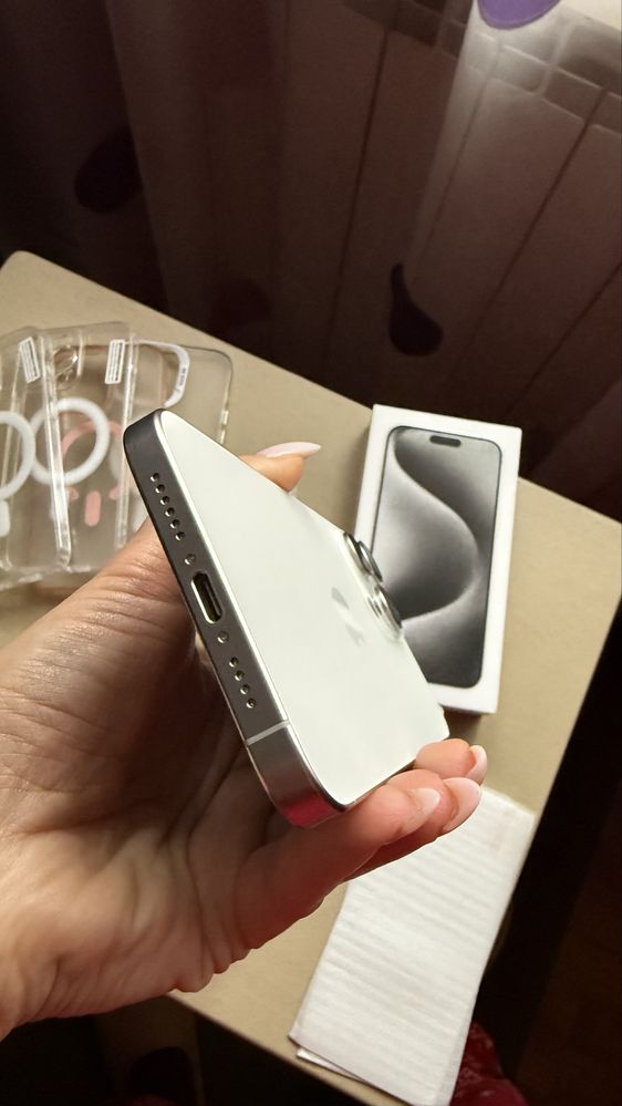 IPHONE 15 PRO MAX WHITE TITANIUM 256, impecabil baterie 100%