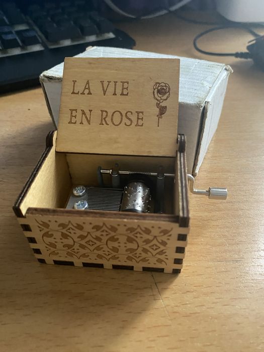 Музыкальная шкатулка