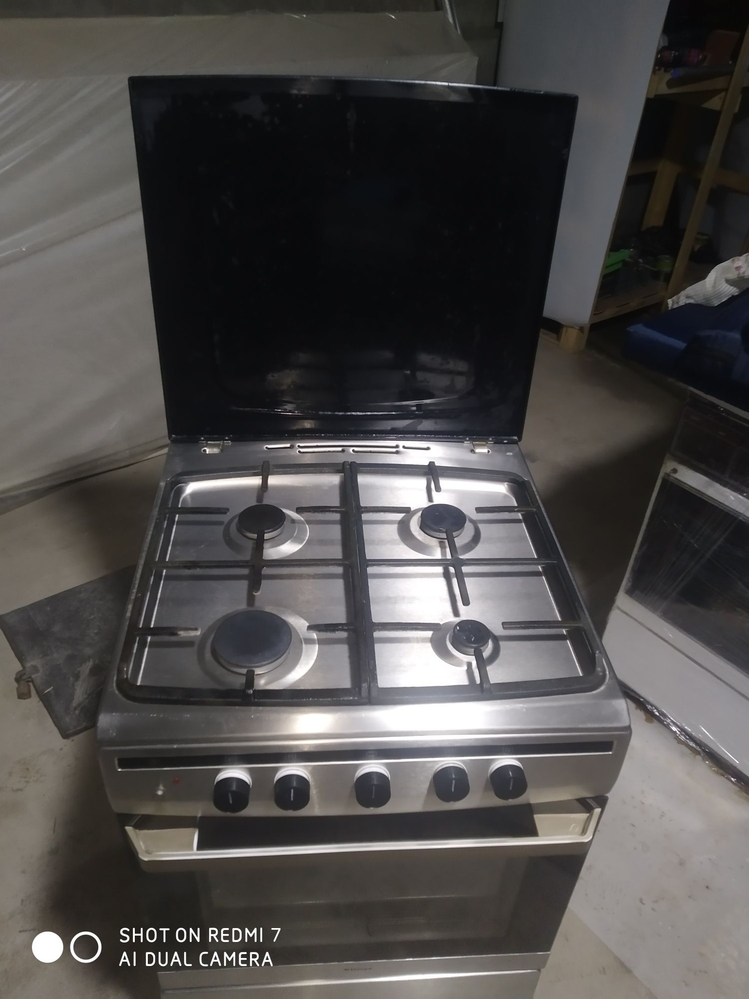 Gaz plita sotiladi hansa