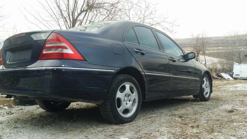 mercedes C 180 na 4asti za 4asti