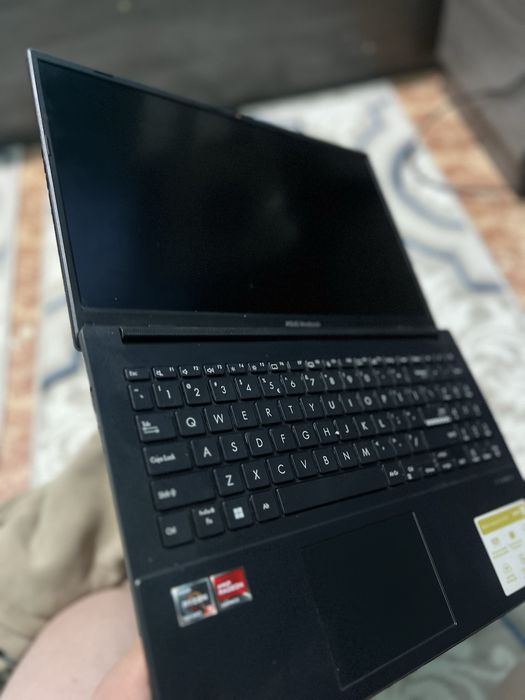 Asus Vivobook 512G ideal holat