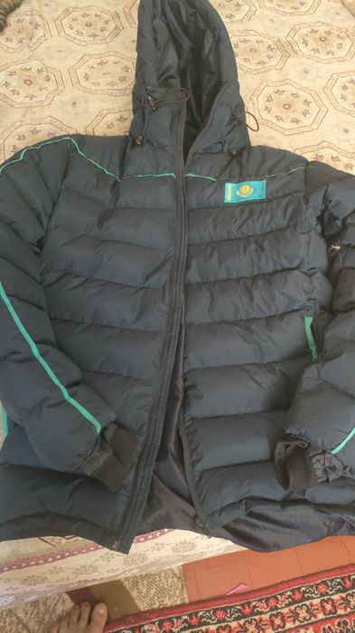 Продам мужскую куртку