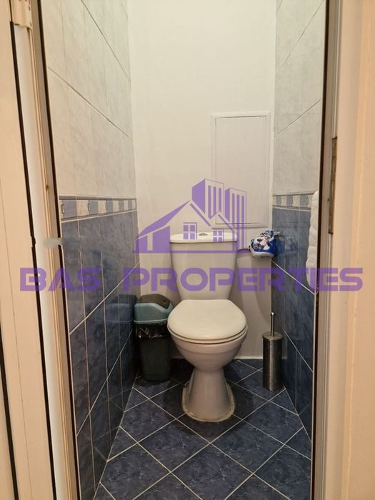 Продава се Тристаен апартамент в София, Толстой - 64 кв.м за 2157 €/кв.м - Снимка #11