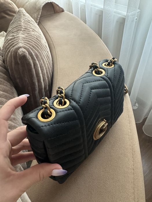 Чанта Guess