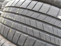 2бр Летни гуми 235 55 18 - Bridgestone -