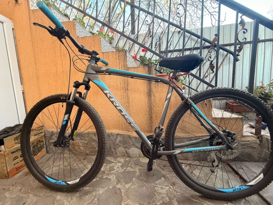 Bicicletă Kross Hexagon 29” – stare foarte bună!