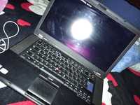 Vand urgent un laptop ThinkPad