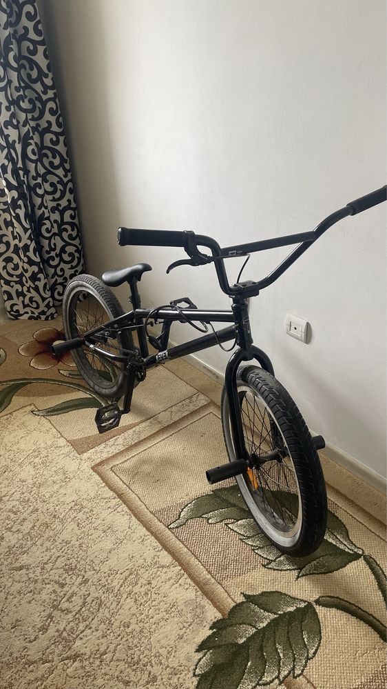 Велосипед BMX