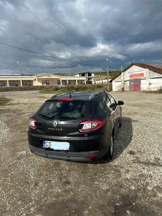 Vand renault megane 3 grandtour 1.5dci 110