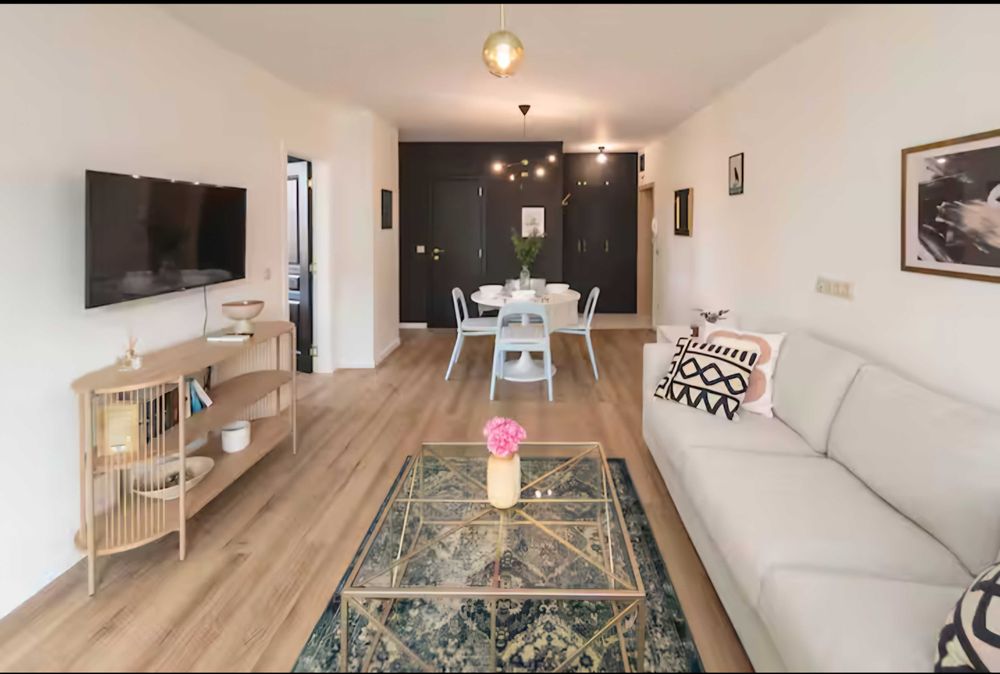 Семеен апартамент с две спални в кв. Лозенец до НДК и Метростанция