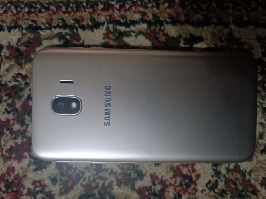 Samsung J4 sotiladi