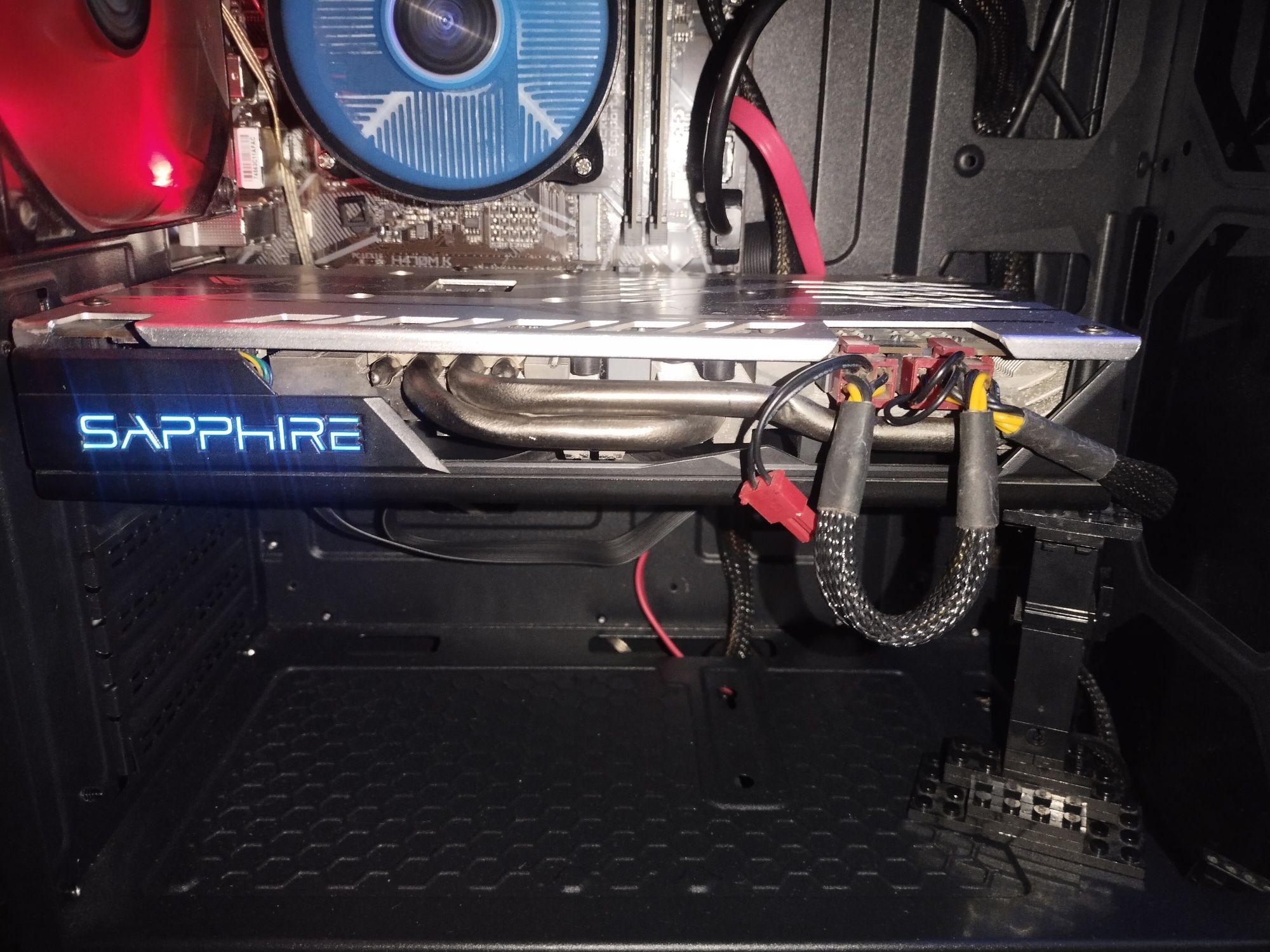 Rx 570 Sapphire Nitro+ (8 гб GDDR5)