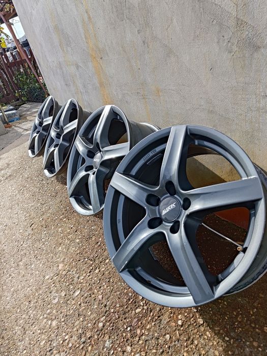 Джанти 17 5х112 ет28 ж7,5 Ц.отв.66,6мм.  Ауди А3, А4 А5 А6  Мерцедес