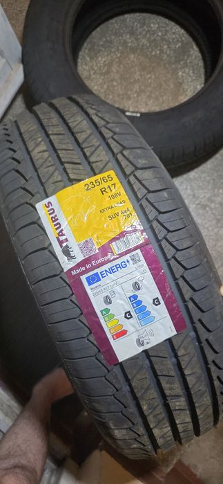 Anvelope 235 65 R17 noi