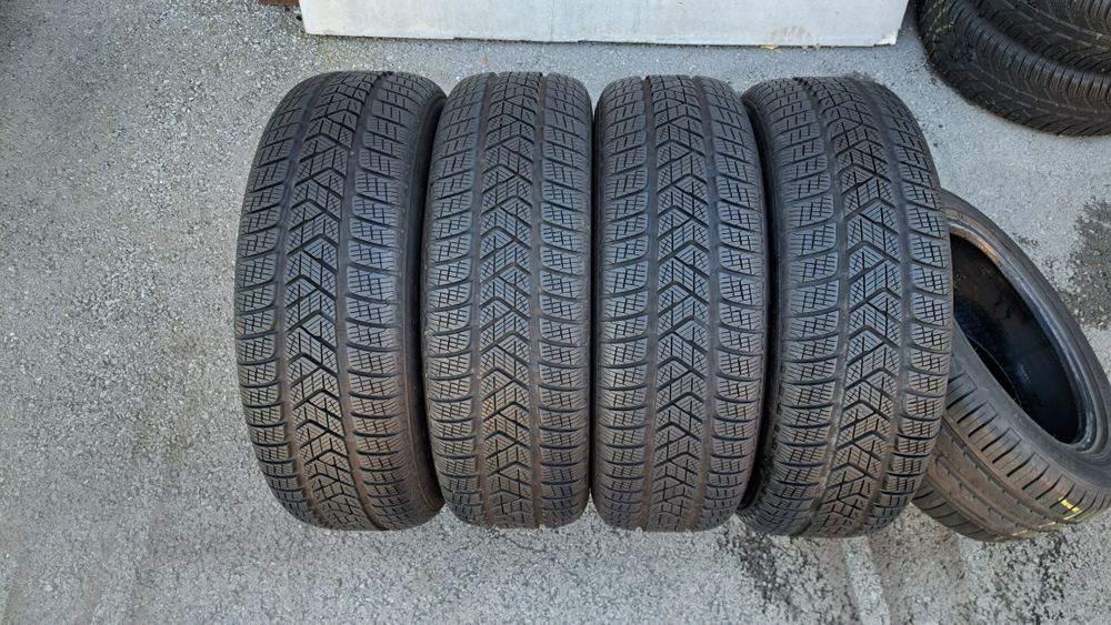 Зимни гуми 225 65 17 Pirelli