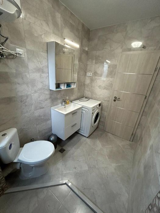 Дава се под наем Двустаен апартамент в Пловдив, Кючук Париж - 55 кв.м за 409 € - Снимка #3