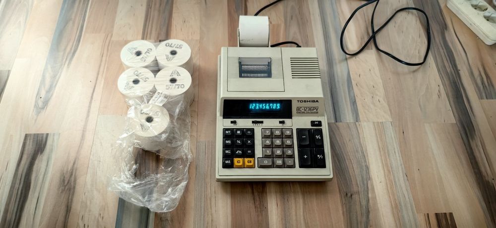 Calculator electronic Toshiba retro vintage de colectie anii 70 80