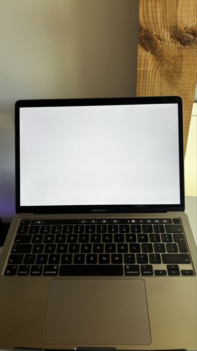 13" Macbook Pro M1 16GB, 512GB
