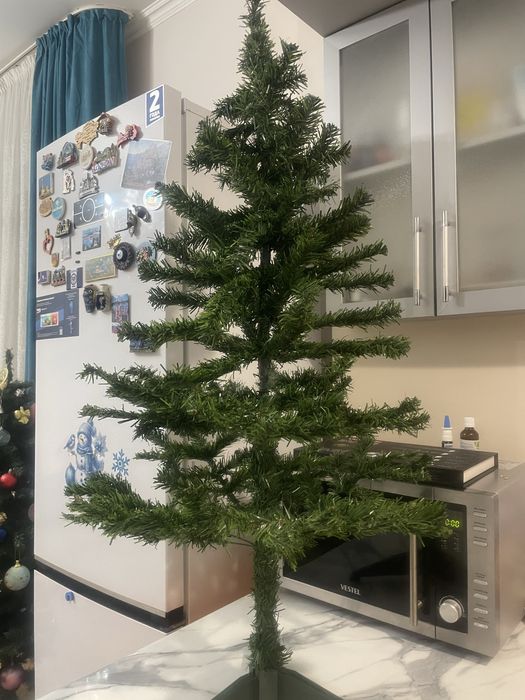 Продам искуственыйелка