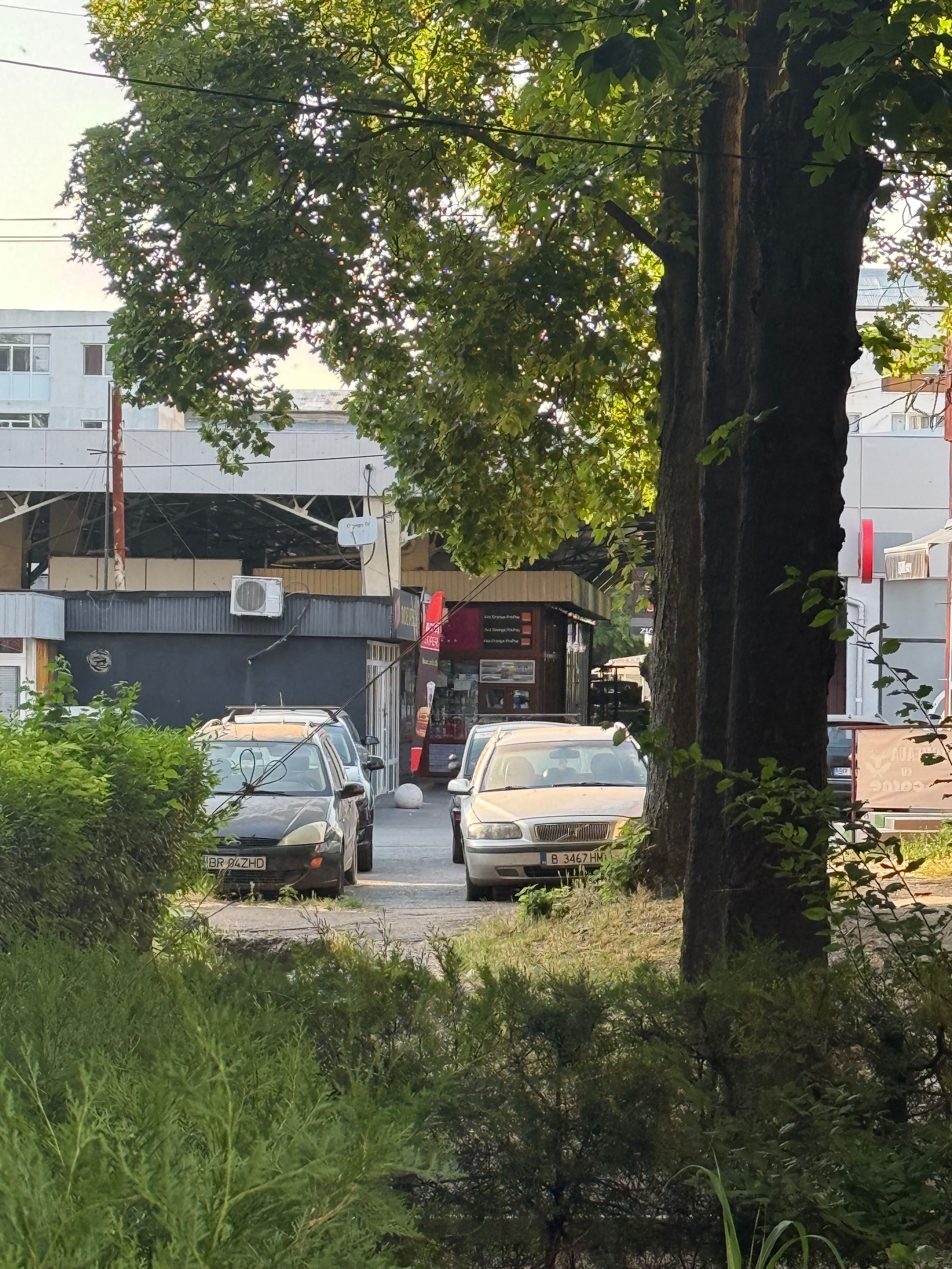 Spatiu Piata Microhala