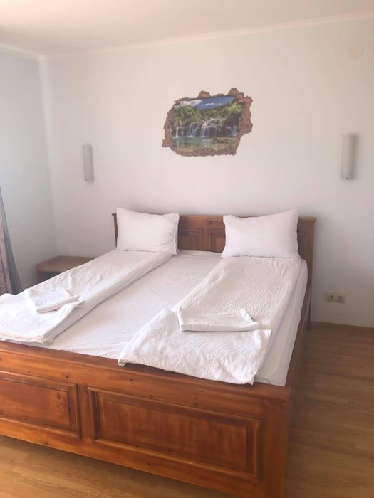 Cabana / Pensiune de inchiriat cu ciubar , sauna