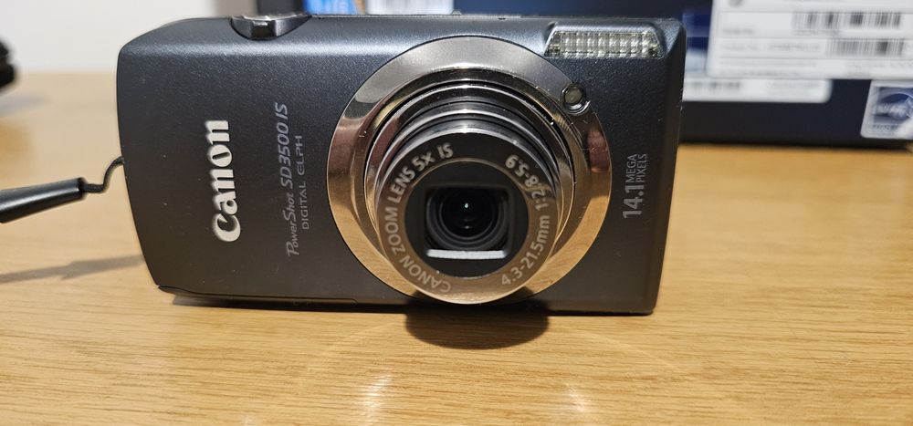 Фотоапарат Canon Power shot SD 3500 is
