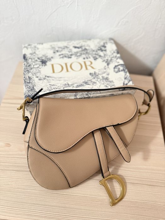 Сумочка от dior