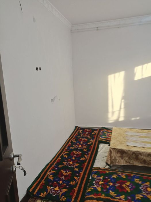 2 sotixlik katej sotiladi.