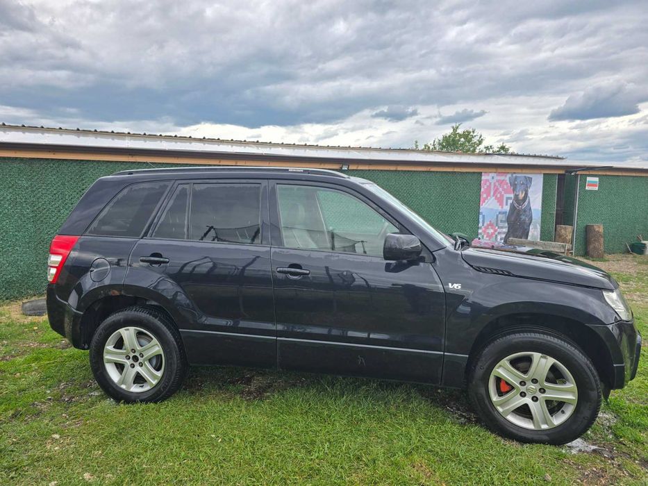 Suzuki Grand Vitara 2.7 V6
