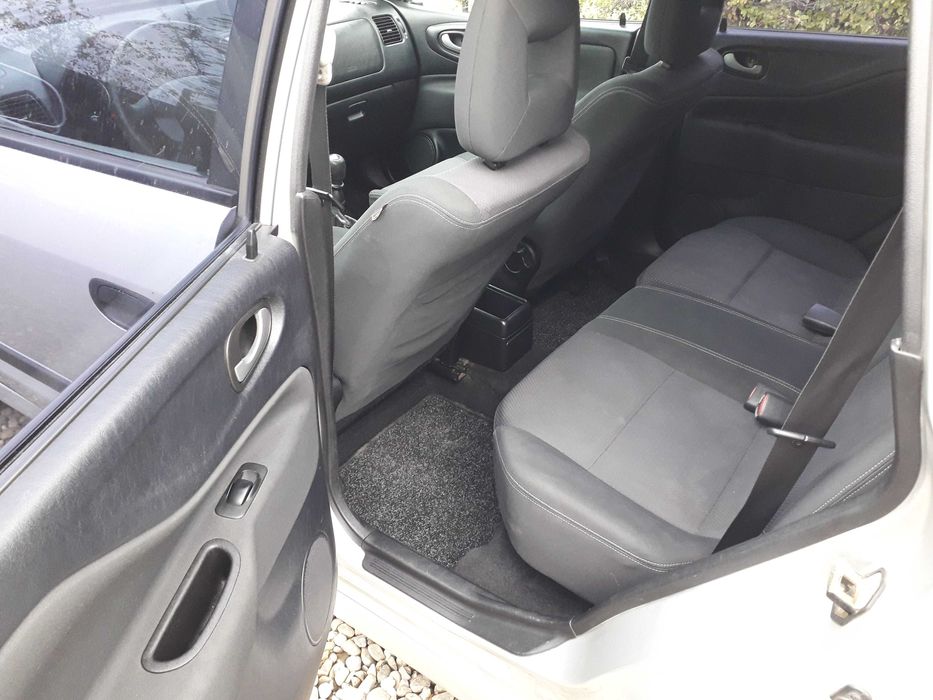 mitsubishi space star 1.8 benzina 2004 euro4