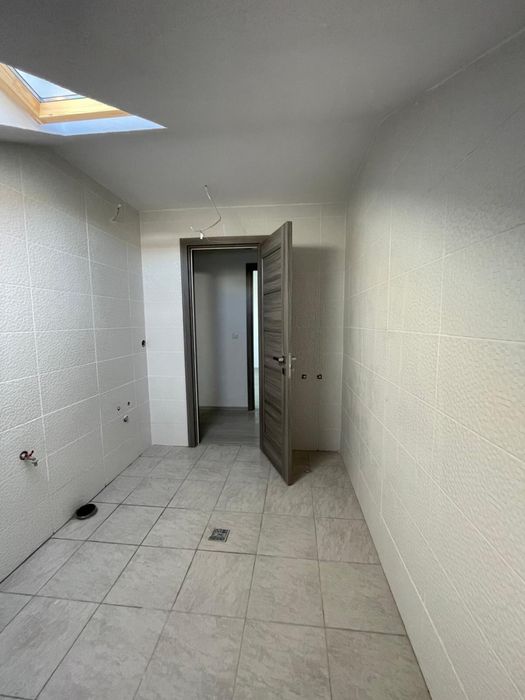 Apartament cu 3 camare direct de la dezvoltator . Zona de vest.