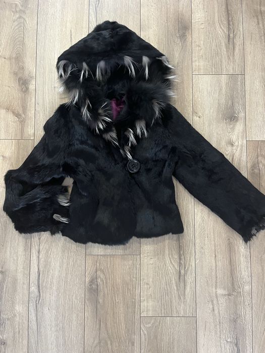 Късо палто с качулка естествен косъм