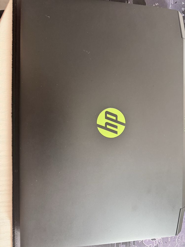 Hp pavilion gaming 15 + клавиатура , коврик и охлаждающая подставка