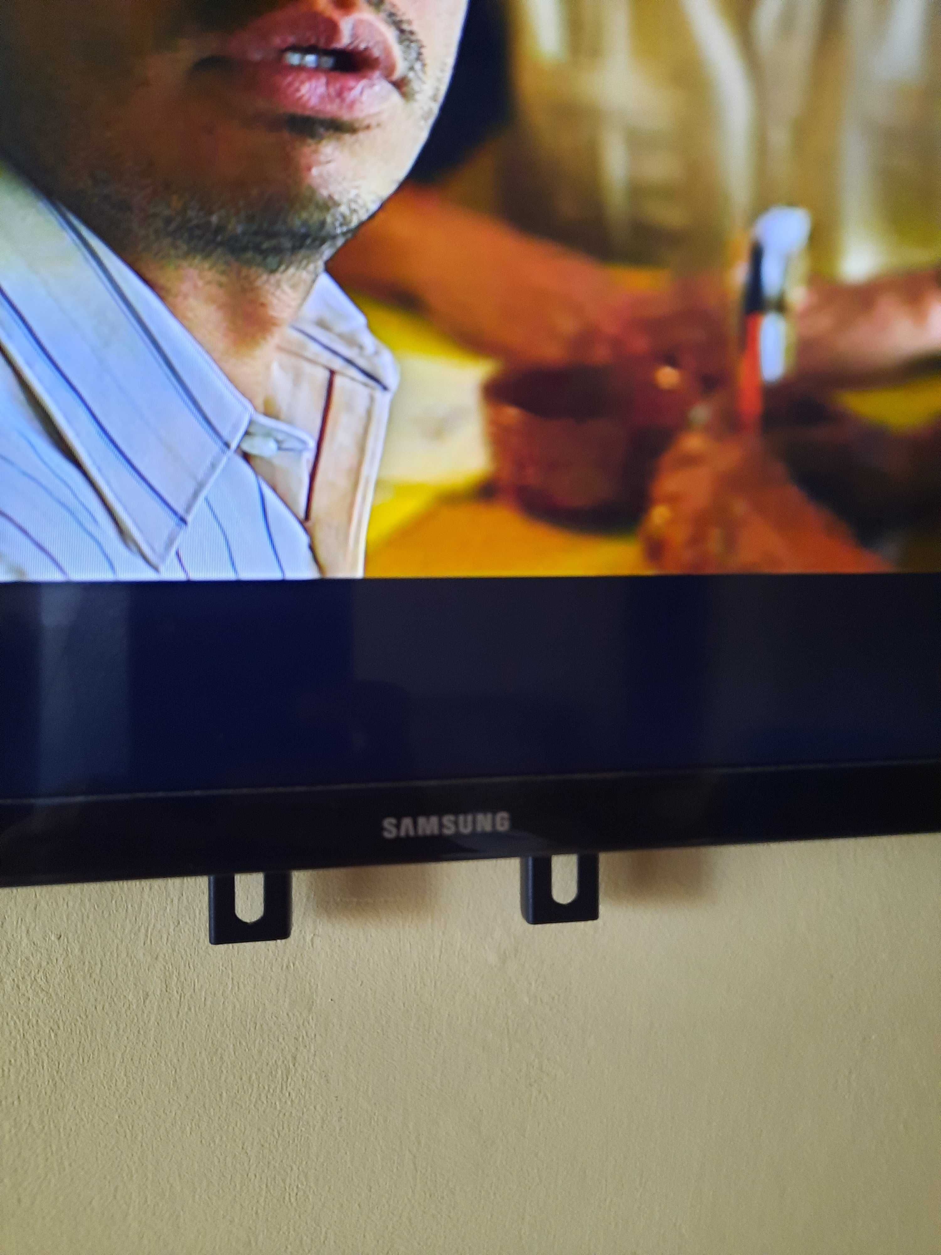 Vând tv Samsung 32 inch , în garantie.