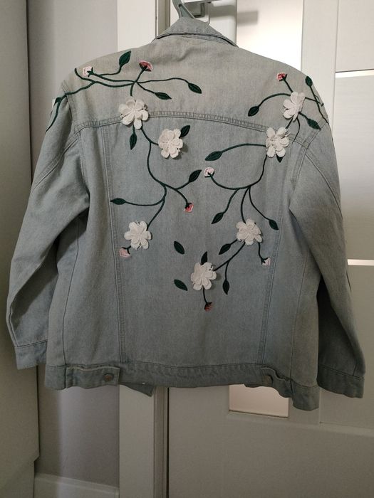 Джинсовая куртка женская