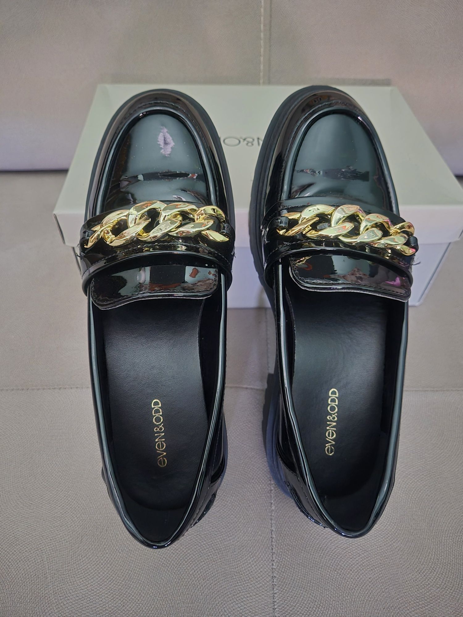 Pantofi slip-on, superbi, nr 37