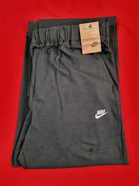 Pantaloni Nike Negri, Noi cu eticheta, Mărime L, InterSport.