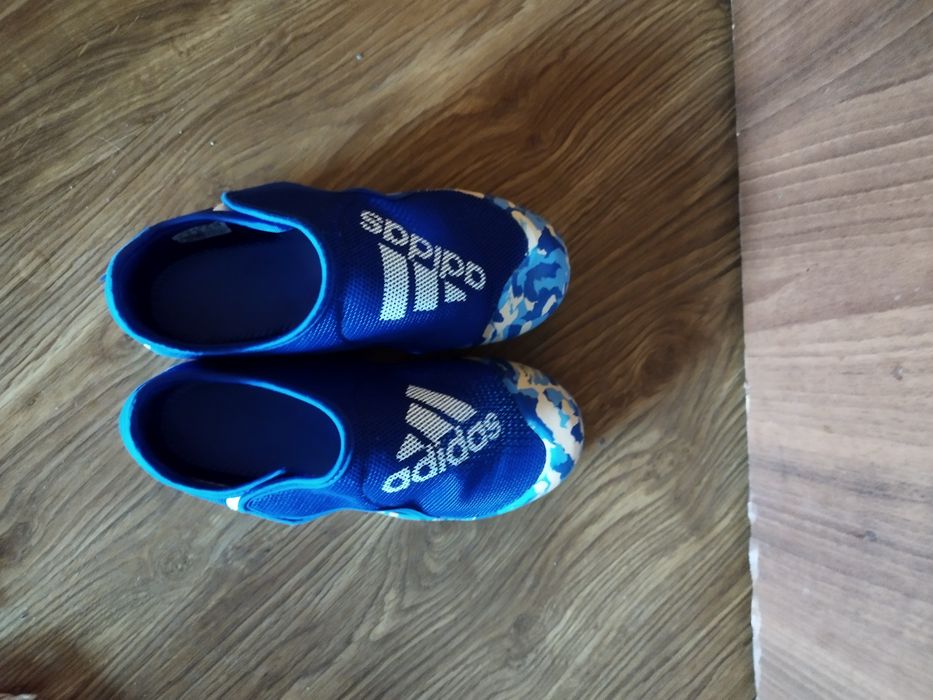 Обувки за момче- Адидас 34 номер/ много запазени/