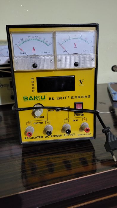 Лабораторный блок питания На запчаст. 2 шт