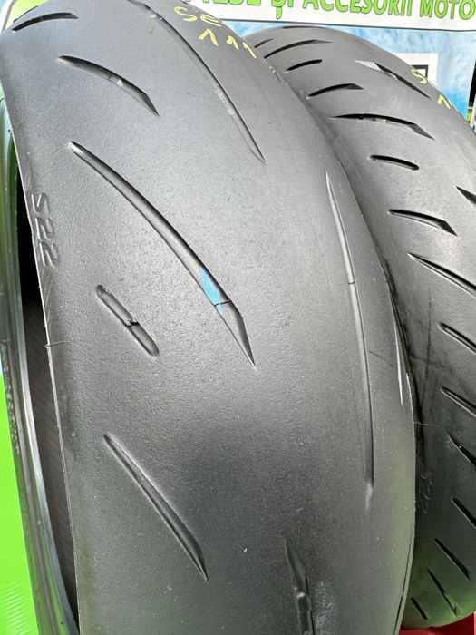 Set Anvelope moto 120 70 17 si 180 55 17 Bridgestone 2022 S22 Set111